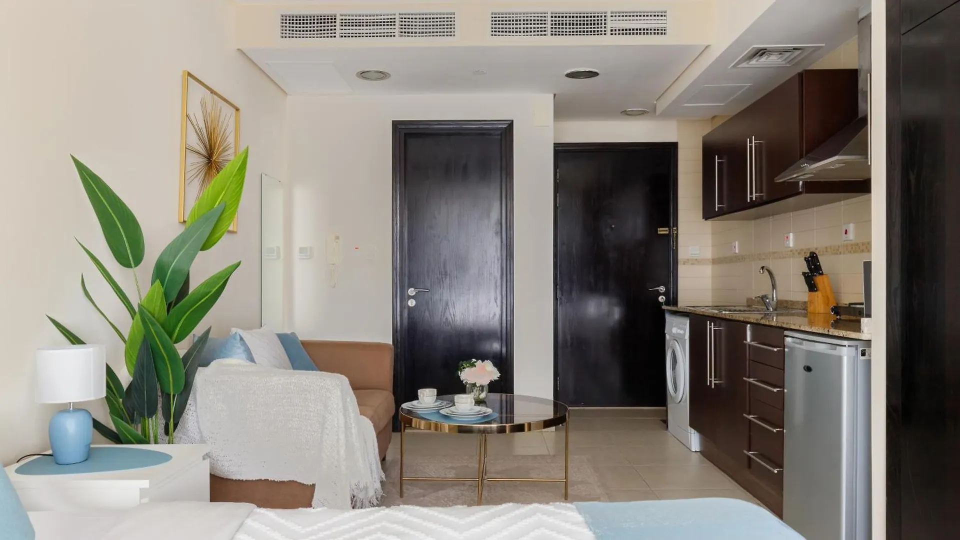 Stylish Apartment In Jlt-Prime Location, Near Metro & Marina Dubai