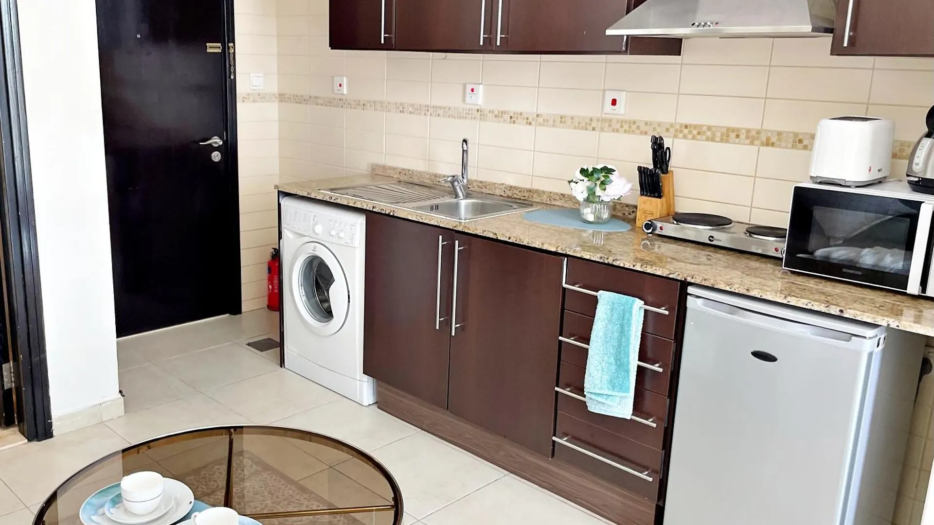 Stylish Apartment In Jlt-Prime Location, Near Metro & Marina Dubai
